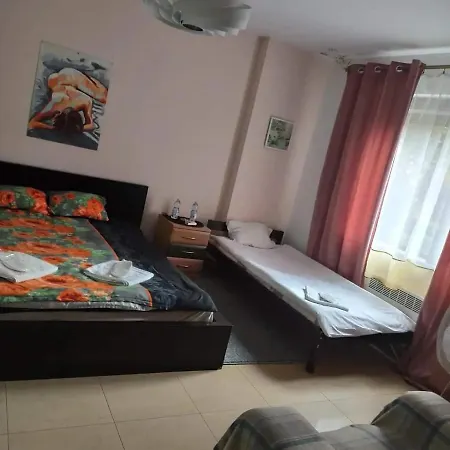 Konukevi Ochota Forest