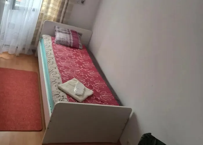 Ochota Forest Guest house