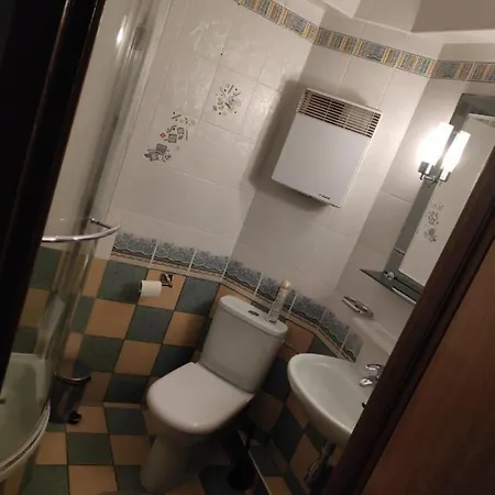 ゲストハウス Ochota Forest ワルシャワ